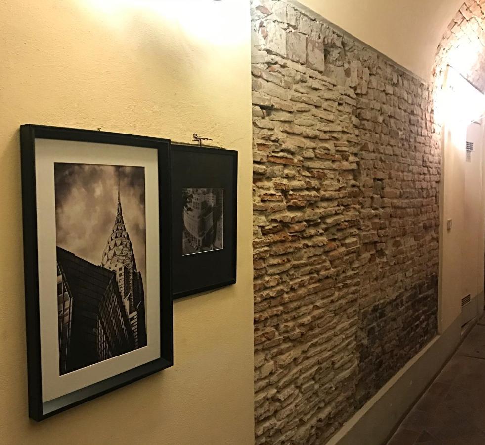 Hostly - Garden House Near The Tower - Historical House With Private Garden Pisa Exterior foto